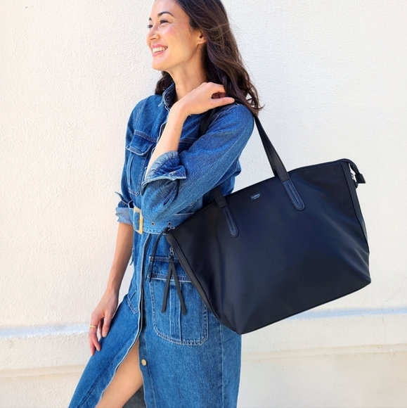 New Botkier New York Bond Black Nylon Zip Tote Bag. - Picture 8 of 16